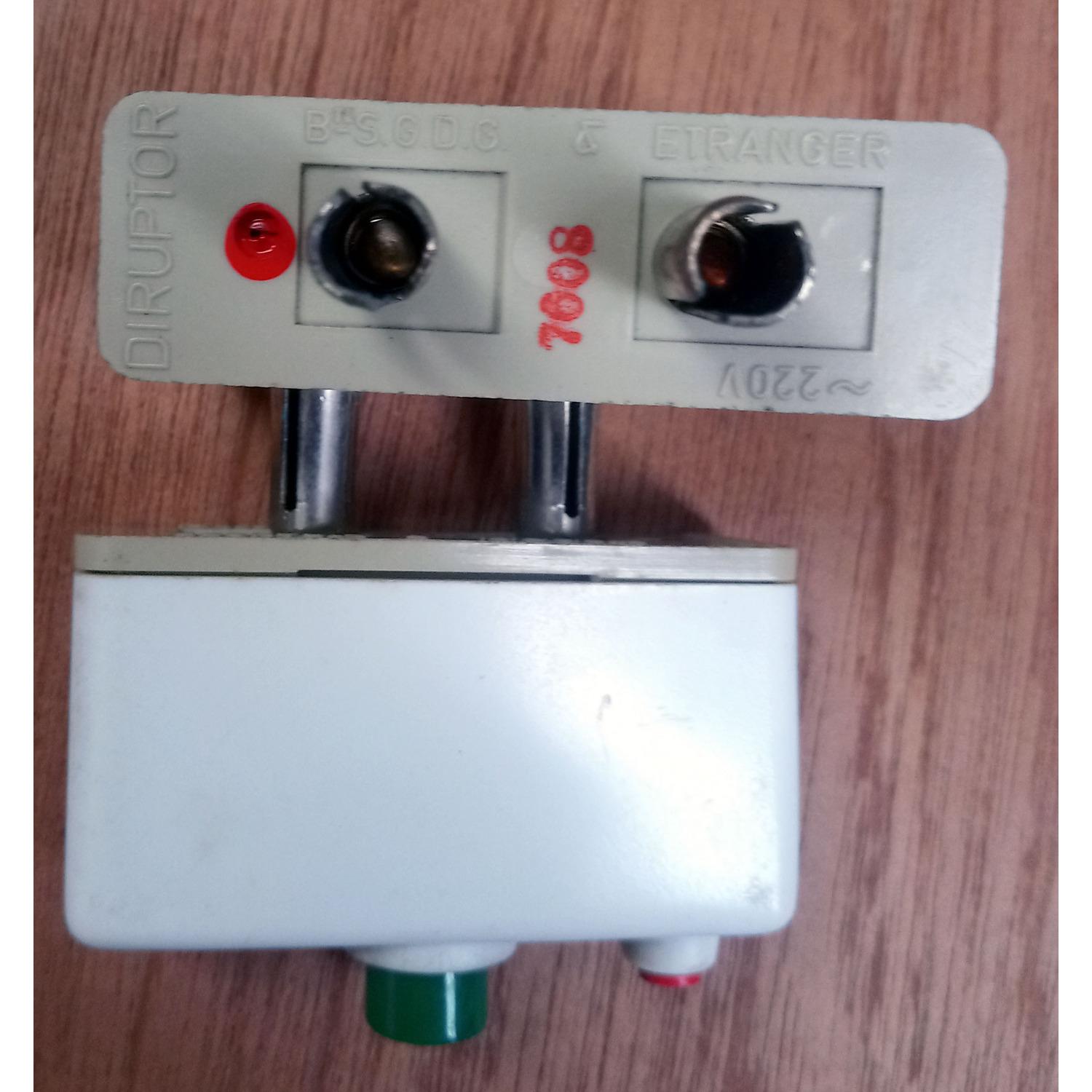 Disjoncteurs à poussoir à broches 20mm/7mm – Image 3